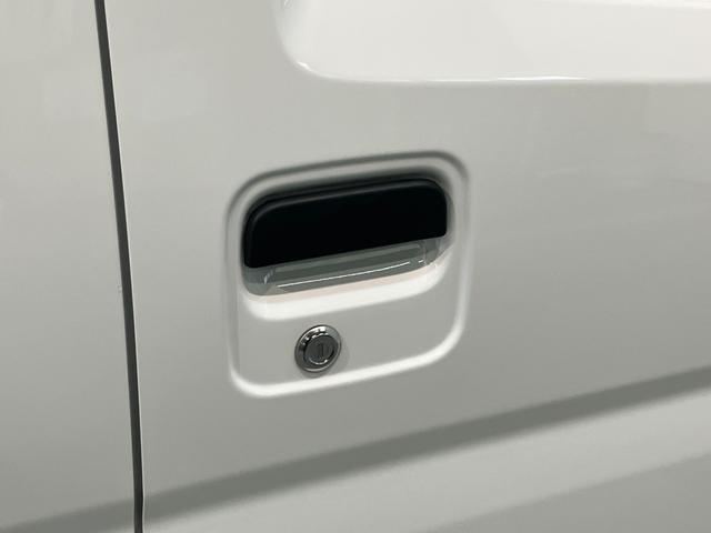 ハイゼットカーゴDX 4WD コーナーセンサー AM/FMラジオ キーレス衝突被害軽減ブレーキ スマアシ コーナーセンサー 前席パワーウインドウ AM/FMステレオ 両側スライドドア パートタイム4WD オートライト マニュアルレベリング マニュアルエアコン(滋賀県)の中古車