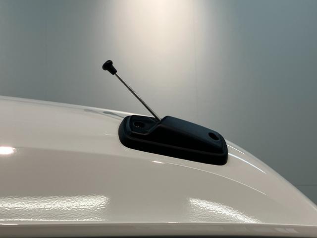 ハイゼットカーゴDX 4WD コーナーセンサー AM/FMラジオ キーレス衝突被害軽減ブレーキ スマアシ コーナーセンサー 前席パワーウインドウ AM/FMステレオ 両側スライドドア パートタイム4WD オートライト マニュアルレベリング マニュアルエアコン(滋賀県)の中古車