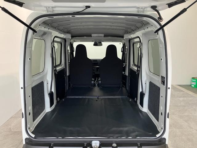 ハイゼットカーゴDX 4WD コーナーセンサー AM/FMラジオ キーレス衝突被害軽減ブレーキ スマアシ コーナーセンサー 前席パワーウインドウ AM/FMステレオ 両側スライドドア パートタイム4WD オートライト マニュアルレベリング マニュアルエアコン(滋賀県)の中古車