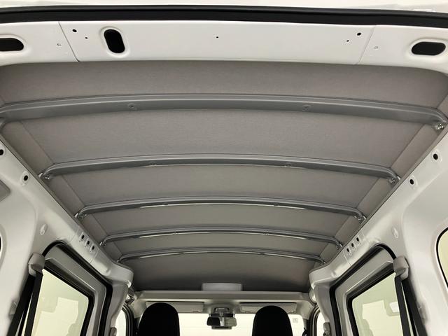 ハイゼットカーゴDX 4WD コーナーセンサー AM/FMラジオ キーレス衝突被害軽減ブレーキ スマアシ コーナーセンサー 前席パワーウインドウ AM/FMステレオ 両側スライドドア パートタイム4WD オートライト マニュアルレベリング マニュアルエアコン(滋賀県)の中古車