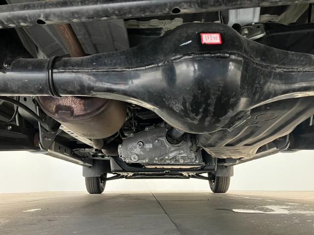 ハイゼットカーゴDX 4WD コーナーセンサー AM/FMラジオ キーレス衝突被害軽減ブレーキ スマアシ コーナーセンサー 前席パワーウインドウ AM/FMステレオ 両側スライドドア パートタイム4WD オートライト マニュアルレベリング マニュアルエアコン(滋賀県)の中古車