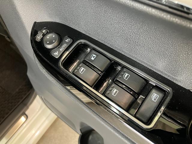 タントカスタムX フルセグナビ パノラマカメラ 前後ドラレコ衝突被害軽減ブレーキ コーナーセンサー フルセグナビ Bluetooth DVD再生 USB パノラマカメラ 前後ドラレコ 両側電動スライドドア 前席シートヒーター LED オートライト スマートキー(滋賀県)の中古車