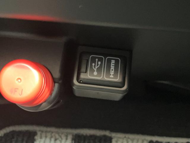 コペンローブＳ　ＢＢＳアルミ　フルセグナビ　バックカメラ　レカロビルシュタイン製ショックアブソーバー　レカロシート　ＭＯＭＯステ　ＢＢＳ　パドルシフト　コーナーセンサー　フルセグナビ　バックカメラ　ＤＶＤ　Ｂｌｕｅｔｏｏｔｈ　ＵＳＢ　シートヒーター　ＥＴＣ２．０（滋賀県）の中古車