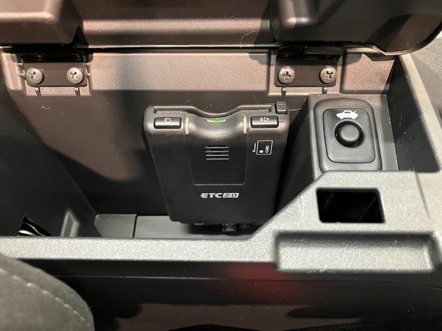 コペンローブＳ　ＢＢＳアルミ　フルセグナビ　バックカメラ　レカロビルシュタイン製ショックアブソーバー　レカロシート　ＭＯＭＯステ　ＢＢＳ　パドルシフト　コーナーセンサー　フルセグナビ　バックカメラ　ＤＶＤ　Ｂｌｕｅｔｏｏｔｈ　ＵＳＢ　シートヒーター　ＥＴＣ２．０（滋賀県）の中古車