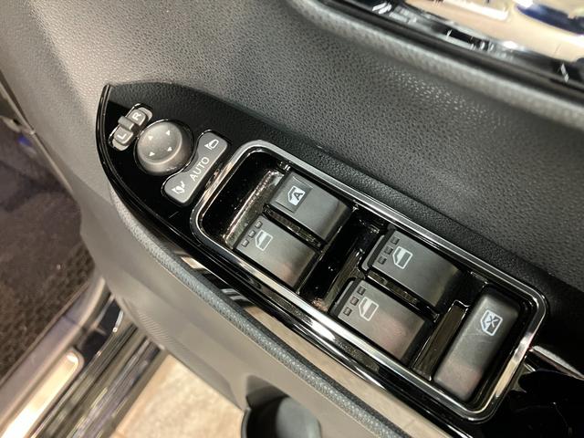 タントカスタムＸ　９型フルセグナビ　バックカメラ　前後ドラレコ衝突被害軽減ブレーキ　コーナーセンサー　９型フルセグナビ　Ｂｌｕｅｔｏｏｔｈ　ＤＶＤ　ＵＳＢ　バックカメラ　前後ドラレコ　両側電動スライドドア　前席シートヒーター　ＬＥＤ　オートライト　スマートキー（滋賀県）の中古車