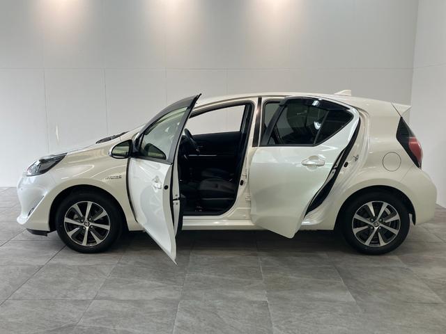 アクアＧソフトレザーセレクション　９型ナビ　Ｂカメラ　車検整備付トヨタセーフティセンス　コーナーセンサー　９型フルセグナビ　バックカメラ　ＤＶＤ再生　Ｂｌｕｅｔｏｏｔｈ　前後ドラレコ　ＥＴＣ　ＬＥＤ　クルーズコントロール　シートヒーター　オートエアコン（滋賀県）の中古車