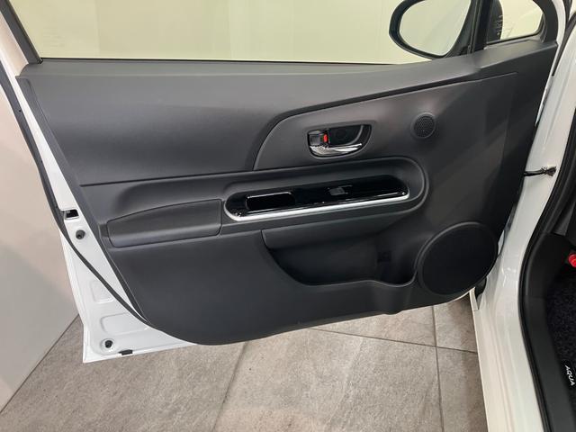 アクアＧソフトレザーセレクション　９型ナビ　Ｂカメラ　車検整備付トヨタセーフティセンス　コーナーセンサー　９型フルセグナビ　バックカメラ　ＤＶＤ再生　Ｂｌｕｅｔｏｏｔｈ　前後ドラレコ　ＥＴＣ　ＬＥＤ　クルーズコントロール　シートヒーター　オートエアコン（滋賀県）の中古車