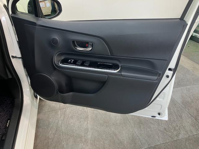 アクアＧソフトレザーセレクション　９型ナビ　Ｂカメラ　車検整備付トヨタセーフティセンス　コーナーセンサー　９型フルセグナビ　バックカメラ　ＤＶＤ再生　Ｂｌｕｅｔｏｏｔｈ　前後ドラレコ　ＥＴＣ　ＬＥＤ　クルーズコントロール　シートヒーター　オートエアコン（滋賀県）の中古車