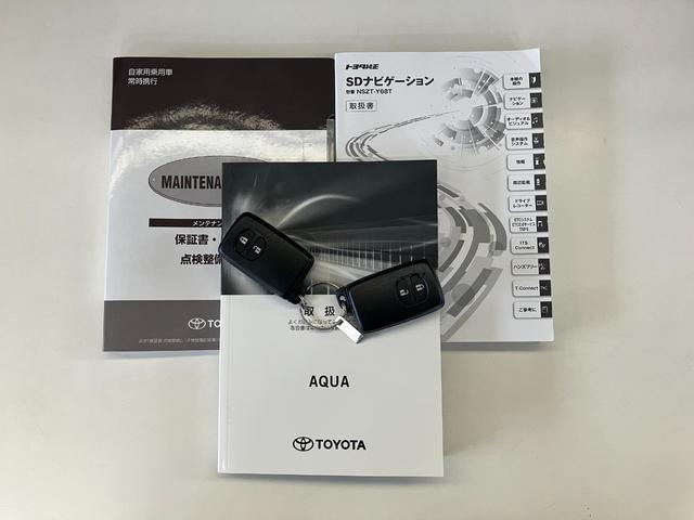 アクアGソフトレザーセレクション 9型ナビ Bカメラ 車検整備付トヨタセーフティセンス コーナーセンサー 9型フルセグナビ バックカメラ DVD再生 Bluetooth 前後ドラレコ ETC LED クルーズコントロール シートヒーター オートエアコン(滋賀県)の中古車