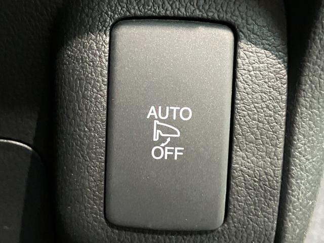 Ｎ−ＢＯＸカスタムＧ・Ｌパッケージ　フルセグナビ　バックカメラ　車検整備付フルセグナビ　バックカメラ　ＤＶＤ再生　Ｂｌｕｅｔｏｏｔｈ　ＨＩＤヘッドライト　オートエアコン　スマートキー　電動格納式ミラー　左側電動スライドドア　エコアイドル（滋賀県）の中古車