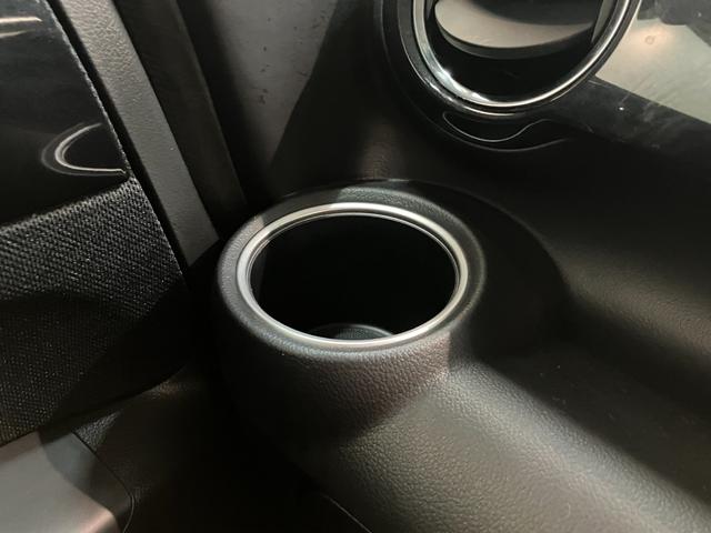 Ｎ−ＢＯＸカスタムＧ・Ｌパッケージ　フルセグナビ　バックカメラ　車検整備付フルセグナビ　バックカメラ　ＤＶＤ再生　Ｂｌｕｅｔｏｏｔｈ　ＨＩＤヘッドライト　オートエアコン　スマートキー　電動格納式ミラー　左側電動スライドドア　エコアイドル（滋賀県）の中古車