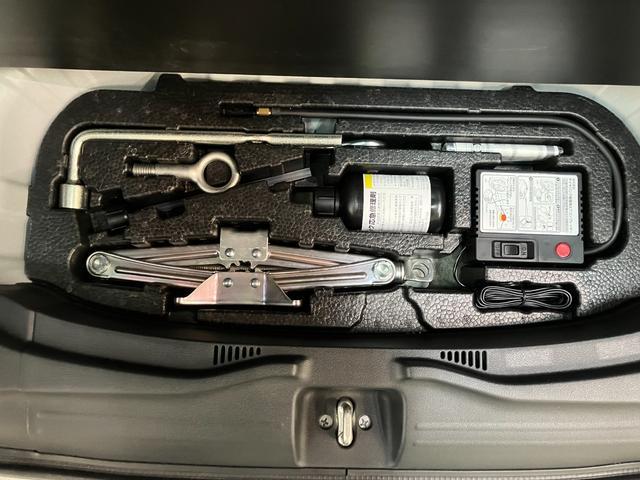 Ｎ−ＢＯＸカスタムＧ・Ｌパッケージ　フルセグナビ　バックカメラ　車検整備付フルセグナビ　バックカメラ　ＤＶＤ再生　Ｂｌｕｅｔｏｏｔｈ　ＨＩＤヘッドライト　オートエアコン　スマートキー　電動格納式ミラー　左側電動スライドドア　エコアイドル（滋賀県）の中古車