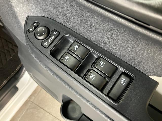 タントＸ　フルセグナビ　バックカメラ　ドラレコ　左側パワスラ衝突被害軽減ブレーキ　コーナーセンサー　フルセグナビ　Ｂｌｕｅｔｏｏｔｈ　ＤＶＤ再生　ＵＳＢ　バックカメラ　前後ドラレコ　左側電動スライドドア　前席シートヒーター　ＬＥＤ　オートライト　スマートキー（滋賀県）の中古車