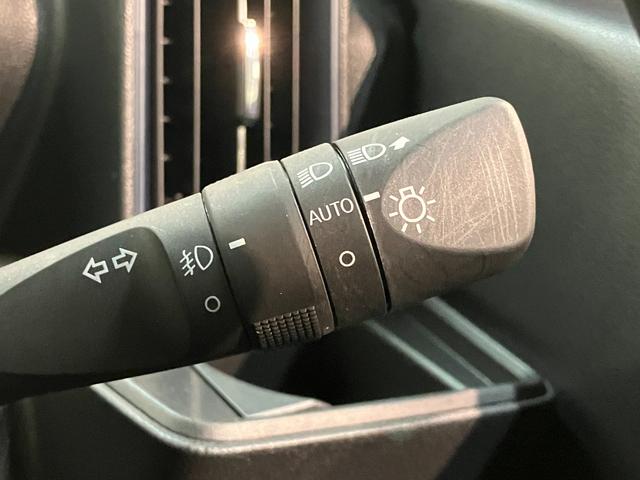 タントカスタムX 両側電動スライドドア 前席シートヒーター衝突被害軽減ブレーキ コーナーセンサー バックカメラ(ナビ装着時用) 両側電動スライドドア 前席シートヒーター 電動パーキングブレーキ LED オートライト オートエアコン スマートキー エコアイドル(滋賀県)の中古車