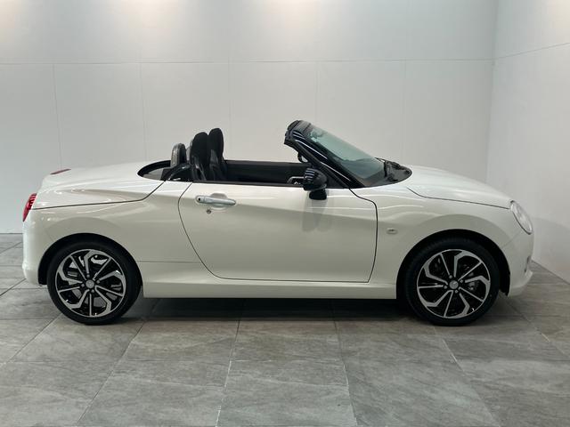 コペンセロ　５ＭＴ　ターボ　フルセグナビ　ＬＥＤ　届出済未使用車電動オープンルーフ　リアコーナーセンサー　７インチフルセグナビ　ＤＶＤ再生　Ｂｌｕｅｔｏｏｔｈ　ＵＳＢ　シートヒーター　ＬＥＤヘッドライト　オートライト　スマートキー　オートエアコン（滋賀県）の中古車