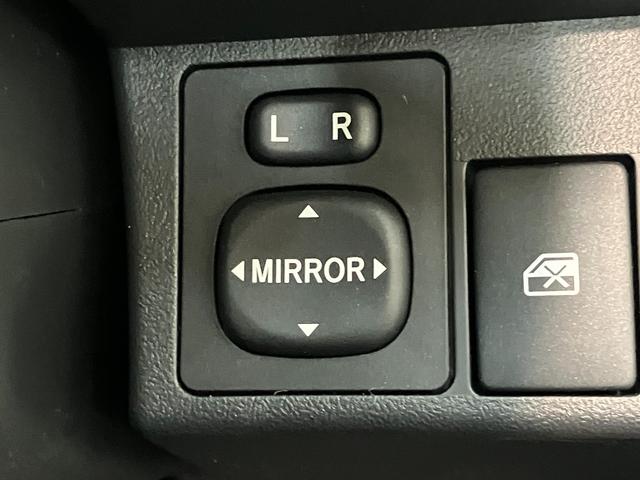 コペンセロ　５ＭＴ　ターボ　フルセグナビ　ＬＥＤ　届出済未使用車電動オープンルーフ　リアコーナーセンサー　７インチフルセグナビ　ＤＶＤ再生　Ｂｌｕｅｔｏｏｔｈ　ＵＳＢ　シートヒーター　ＬＥＤヘッドライト　オートライト　スマートキー　オートエアコン（滋賀県）の中古車