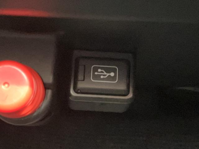 コペンセロ　５ＭＴ　ターボ　フルセグナビ　ＬＥＤ　届出済未使用車電動オープンルーフ　リアコーナーセンサー　７インチフルセグナビ　ＤＶＤ再生　Ｂｌｕｅｔｏｏｔｈ　ＵＳＢ　シートヒーター　ＬＥＤヘッドライト　オートライト　スマートキー　オートエアコン（滋賀県）の中古車