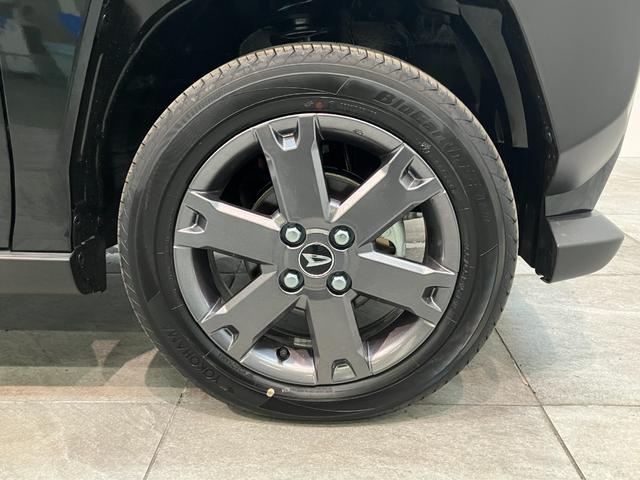 タフトＧダーククロムベンチャー　１０型フルセグナビ　届出済未使用車衝突被害軽減ブレーキ　コーナーセンサー　１０型フルセグナビ　バックカメラ　ＤＶＤ　Ｂｌｕｅｔｏｏｔｈ　ＵＳＢ　前後ドラレコ　前席シートヒーター　レーダークルーズコントロール　ＬＥＤ　オートエアコン（滋賀県）の中古車