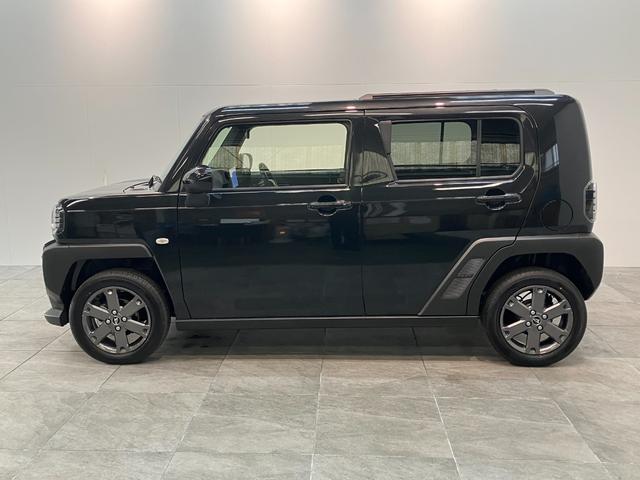 タフトＧダーククロムベンチャー　１０型フルセグナビ　届出済未使用車衝突被害軽減ブレーキ　コーナーセンサー　１０型フルセグナビ　バックカメラ　ＤＶＤ　Ｂｌｕｅｔｏｏｔｈ　ＵＳＢ　前後ドラレコ　前席シートヒーター　レーダークルーズコントロール　ＬＥＤ　オートエアコン（滋賀県）の中古車