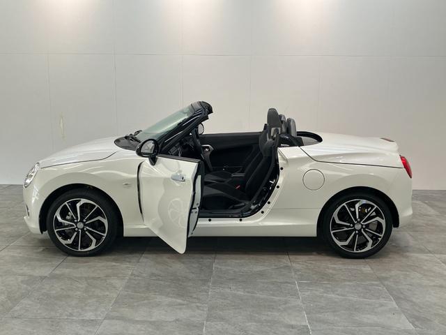 コペンセロＳ　フルセグナビ　レカロ　ＭＯＭＯステ　届出済未使用車ビルシュタイン製ショックアブソーバー　レカロシート　ＭＯＭＯ製ステアリング　パドルシフト　フルセグナビ　ＤＶＤ再生　Ｂｌｕｅｔｏｏｔｈ　シートヒーター　ＬＥＤ　オートエアコン　リヤコーナーセンサー（滋賀県）の中古車