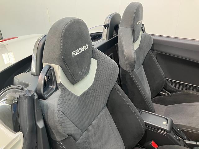 コペンセロＳ　フルセグナビ　レカロ　ＭＯＭＯステ　届出済未使用車ビルシュタイン製ショックアブソーバー　レカロシート　ＭＯＭＯ製ステアリング　パドルシフト　フルセグナビ　ＤＶＤ再生　Ｂｌｕｅｔｏｏｔｈ　シートヒーター　ＬＥＤ　オートエアコン　リヤコーナーセンサー（滋賀県）の中古車