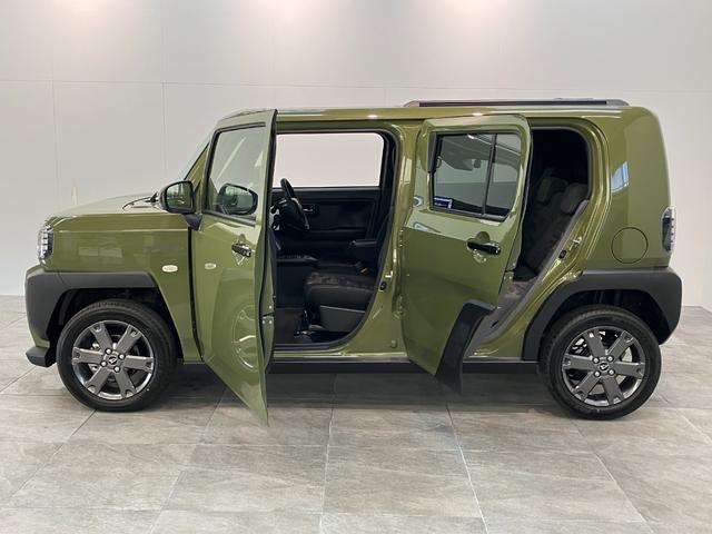 タフトＧダーククロムベンチャー　１０型フルセグナビ　届出済未使用車衝突被害軽減ブレーキ　コーナーセンサー　１０インチフルセグナビ　バックカメラ　ＤＶＤ再生　Ｂｌｕｅｔｏｏｔｈ　ＵＳＢ　前後ドラレコ　前席シートヒーター　ＬＥＤ　オートライト　クルーズコントロール（滋賀県）の中古車