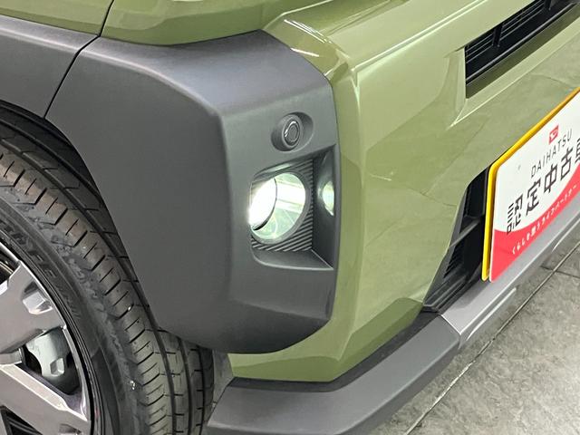 タフトＧダーククロムベンチャー　１０型フルセグナビ　届出済未使用車衝突被害軽減ブレーキ　コーナーセンサー　１０インチフルセグナビ　バックカメラ　ＤＶＤ再生　Ｂｌｕｅｔｏｏｔｈ　ＵＳＢ　前後ドラレコ　前席シートヒーター　ＬＥＤ　オートライト　クルーズコントロール（滋賀県）の中古車