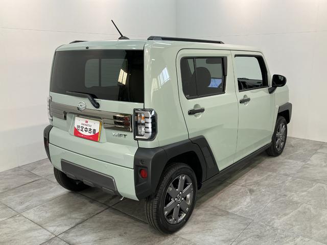 タフトＧダーククロムベンチャー　１０型フルセグナビ　届出済未使用車衝突被害軽減ブレーキ　コーナーセンサー　１０型フルセグナビ　バックカメラ　ＤＶＤ再生　Ｂｌｕｅｔｏｏｔｈ　ＵＳＢ　前後ドラレコ　前席シートヒーター　ＬＥＤ　オートライト　クルーズコントロール（滋賀県）の中古車