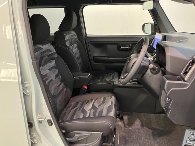 タフトＧダーククロムベンチャー　１０型フルセグナビ　届出済未使用車衝突被害軽減ブレーキ　コーナーセンサー　１０型フルセグナビ　バックカメラ　ＤＶＤ再生　Ｂｌｕｅｔｏｏｔｈ　ＵＳＢ　前後ドラレコ　前席シートヒーター　ＬＥＤ　オートライト　クルーズコントロール（滋賀県）の中古車