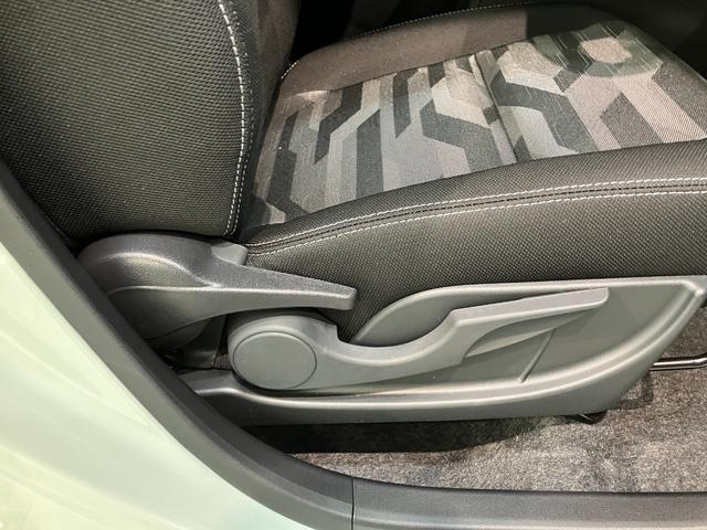 タフトＧダーククロムベンチャー　１０型フルセグナビ　届出済未使用車衝突被害軽減ブレーキ　コーナーセンサー　１０型フルセグナビ　バックカメラ　ＤＶＤ再生　Ｂｌｕｅｔｏｏｔｈ　ＵＳＢ　前後ドラレコ　前席シートヒーター　ＬＥＤ　オートライト　クルーズコントロール（滋賀県）の中古車