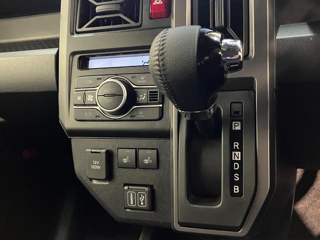 タフトＧダーククロムベンチャー　１０型フルセグナビ　届出済未使用車衝突被害軽減ブレーキ　コーナーセンサー　１０型フルセグナビ　バックカメラ　ＤＶＤ再生　Ｂｌｕｅｔｏｏｔｈ　ＵＳＢ　前後ドラレコ　前席シートヒーター　ＬＥＤ　オートライト　クルーズコントロール（滋賀県）の中古車