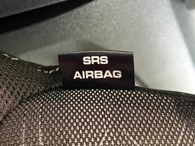 タフトＧダーククロムベンチャー　１０型ナビ　届出済未使用車衝突被害軽減ブレーキ　コーナーセンサー　１０型フルセグナビ　バックカメラ　前後ドラレコ　ＤＶＤ再生　Ｂｌｕｅｔｏｏｔｈ　ＵＳＢ　前席シートヒーター　ＬＥＤ　オートライト　レーダークルーズコントロール（滋賀県）の中古車