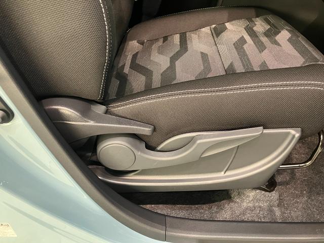 タフトＧダーククロムベンチャー　１０型ナビ　届出済未使用車衝突被害軽減ブレーキ　コーナーセンサー　１０型フルセグナビ　バックカメラ　前後ドラレコ　ＤＶＤ再生　Ｂｌｕｅｔｏｏｔｈ　ＵＳＢ　前席シートヒーター　ＬＥＤ　オートライト　レーダークルーズコントロール（滋賀県）の中古車