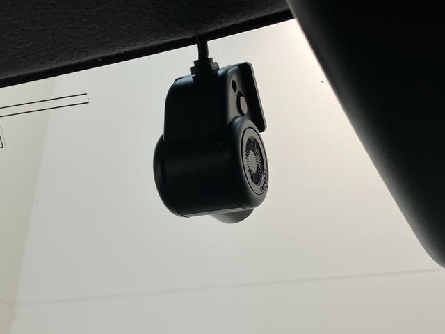 タフトＧダーククロムベンチャー　１０型ナビ　届出済未使用車衝突被害軽減ブレーキ　コーナーセンサー　１０型フルセグナビ　バックカメラ　前後ドラレコ　ＤＶＤ再生　Ｂｌｕｅｔｏｏｔｈ　ＵＳＢ　前席シートヒーター　ＬＥＤ　オートライト　レーダークルーズコントロール（滋賀県）の中古車