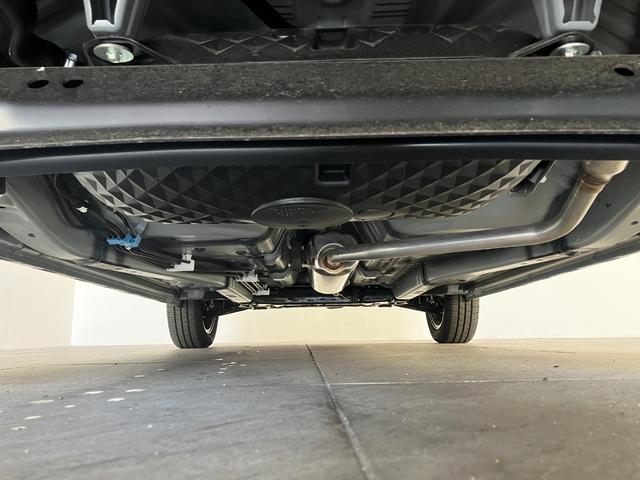 タフトＧダーククロムベンチャー　１０型ナビ　届出済未使用車衝突被害軽減ブレーキ　コーナーセンサー　１０型フルセグナビ　バックカメラ　前後ドラレコ　ＤＶＤ再生　Ｂｌｕｅｔｏｏｔｈ　ＵＳＢ　前席シートヒーター　ＬＥＤ　オートライト　レーダークルーズコントロール（滋賀県）の中古車