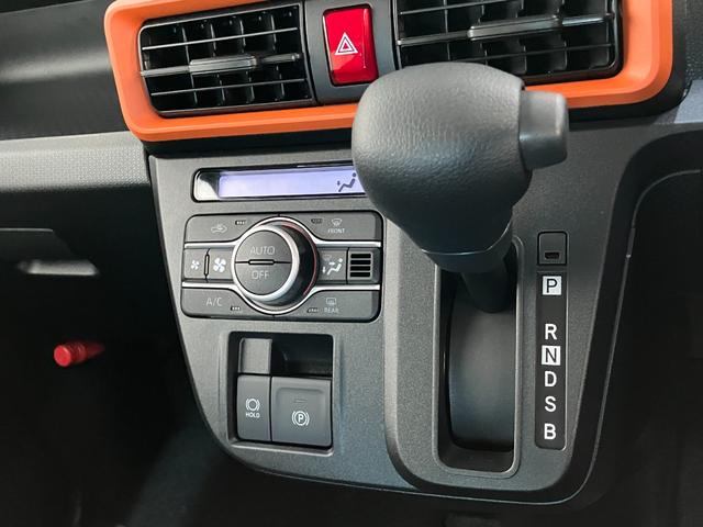 タントファンクロス　９型Ｄ．Ａ　バックカメラ　届出済未使用車衝突被害軽減ブレーキ　コーナーセンサー　９型ディスプレイオーディオ　フルセグ　Ｂｌｕｅｔｏｏｔｈ　ＵＳＢ　バックカメラ　両側電動スライドドア　前席シートヒーター　ＬＥＤ　スマートキー　エコアイドル（滋賀県）の中古車