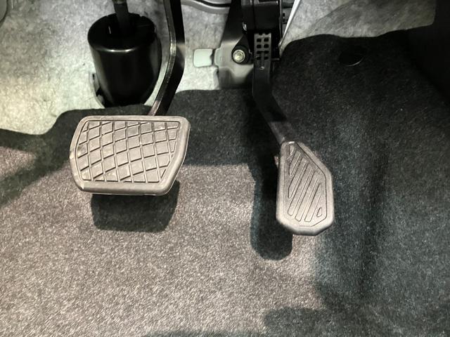 ムーヴキャンバスストライプスＧ　１０型フルセグナビ　ドラレコ　届出済未使用車衝突被害軽減ブレーキ　コーナーセンサー　１０型フルセグナビ　バックカメラ　ＤＶＤ再生　Ｂｌｕｅｔｏｏｔｈ　ＵＳＢ　前後ドラレコ　両側電動スライドドア　ＬＥＤ　オートライト　前席シートヒーター（滋賀県）の中古車