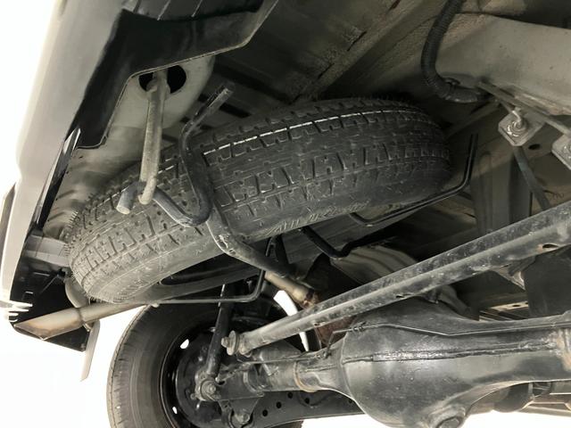 ハイゼットカーゴクルーズ　５５ｔｈアニバーサリーゴールドエディション　４ＷＤ車検整備付　フルセグナビ　ＤＶＤ再生　Ｂｌｕｅｔｏｏｔｈ　ＵＳＢ　キーレスエントリー　電動格納式ミラー　マニュアルレベリング　マニュアルエアコン　フロントゴールドグリル　パートタイム４ＷＤ（滋賀県）の中古車