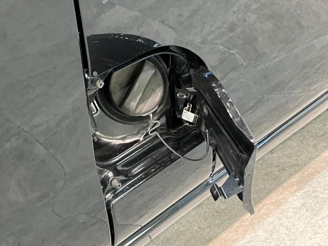 ハイゼットカーゴクルーズ　５５ｔｈアニバーサリーゴールドエディション　４ＷＤ車検整備付　フルセグナビ　ＤＶＤ再生　Ｂｌｕｅｔｏｏｔｈ　ＵＳＢ　キーレスエントリー　電動格納式ミラー　マニュアルレベリング　マニュアルエアコン　フロントゴールドグリル　パートタイム４ＷＤ（滋賀県）の中古車