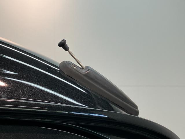 ハイゼットカーゴクルーズ　５５ｔｈアニバーサリーゴールドエディション　４ＷＤ車検整備付　フルセグナビ　ＤＶＤ再生　Ｂｌｕｅｔｏｏｔｈ　ＵＳＢ　キーレスエントリー　電動格納式ミラー　マニュアルレベリング　マニュアルエアコン　フロントゴールドグリル　パートタイム４ＷＤ（滋賀県）の中古車