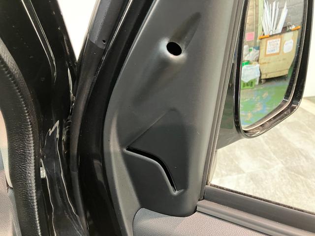 ハイゼットカーゴクルーズ　５５ｔｈアニバーサリーゴールドエディション　４ＷＤ車検整備付　フルセグナビ　ＤＶＤ再生　Ｂｌｕｅｔｏｏｔｈ　ＵＳＢ　キーレスエントリー　電動格納式ミラー　マニュアルレベリング　マニュアルエアコン　フロントゴールドグリル　パートタイム４ＷＤ（滋賀県）の中古車