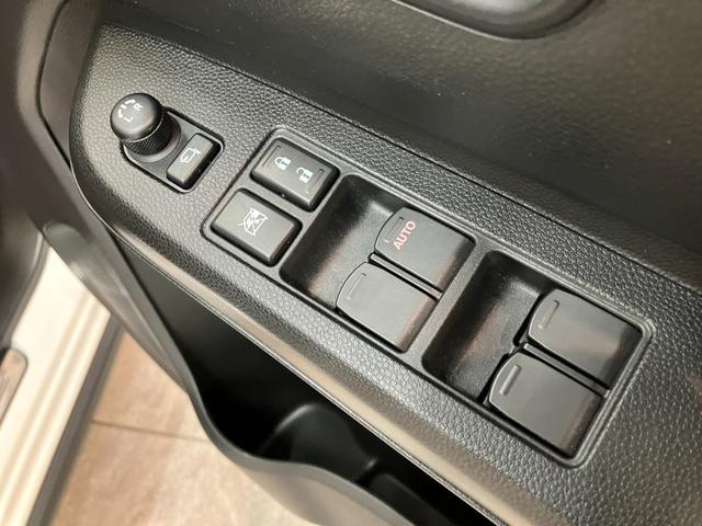 イグニスFリミテッド 4WD フルセグナビ Pカメラ 車検整備付衝突被害軽減ブレーキ コーナーセンサー フルセグナビ パノラマ DVD再生 Bluetooth USB パドルシフト クルーズコントロール シートヒーター LED オートライト オートエアコン(滋賀県)の中古車