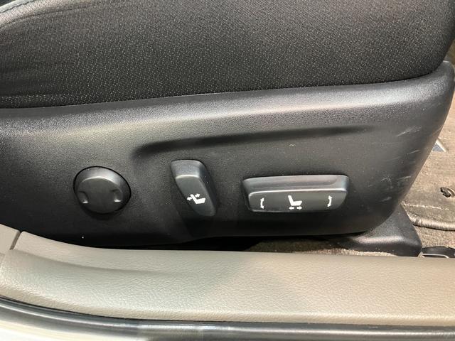 マークＸ２５０Ｇ　リラックスセレクション・ブラックリミテッド　ナビ付車検整備付　フルセグナビ　バックカメラ　ＤＶＤ再生　Ｂｌｕｅｔｏｏｔｈ　ＥＴＣ　ＨＩＤヘッドライト　オートライト　オートエアコン　パワーシート　スマートキー（滋賀県）の中古車