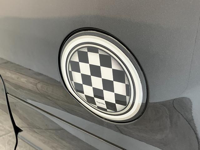 タントカスタムＸトップエディションＳＡ３　８型ナビ　バックカメラ衝突被害軽減ブレーキ　コーナーセンサー　８型フルセグナビ　Ｂｌｕｅｔｏｏｔｈ　ＤＶＤ再生　ＵＳＢ　バックカメラ　ドラレコ　両側電動スライドドア　シートヒーター　ＬＥＤ　オートライト　スマートキー（滋賀県）の中古車