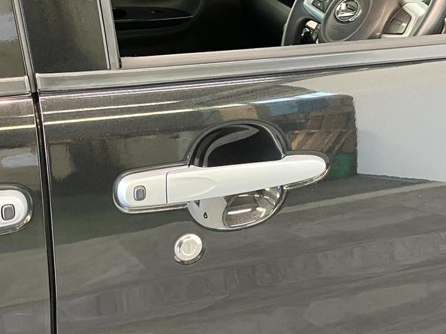 タントカスタムＸトップエディションＳＡ３　８型ナビ　バックカメラ衝突被害軽減ブレーキ　コーナーセンサー　８型フルセグナビ　Ｂｌｕｅｔｏｏｔｈ　ＤＶＤ再生　ＵＳＢ　バックカメラ　ドラレコ　両側電動スライドドア　シートヒーター　ＬＥＤ　オートライト　スマートキー（滋賀県）の中古車