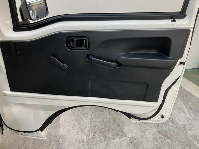 ハイゼットトラックスタンダード 4WD A/T車 AM/FMラジオ 車検整備付パートタイム4WD AM/FMラジオ マニュアルエアコン オートマチック車 ガードフレームプロテクター リヤーゲートプロテクター リヤーゲートチェーン(滋賀県)の中古車