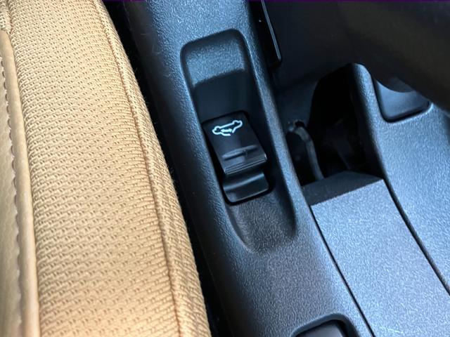 コペンセロ　フルセグナビ　バックカメラ　ドラレコ　ターボ電動オープンルーフ　フルセグナビ　ＤＶＤ再生　Ｂｌｕｅｔｏｏｔｈ　ＥＴＣ　ドライブレコーダー　シートヒーター　ＬＥＤ　オートライト　スマートキー　オートエアコン　エコアイドル　エクスプレイ仕様アルミ（滋賀県）の中古車