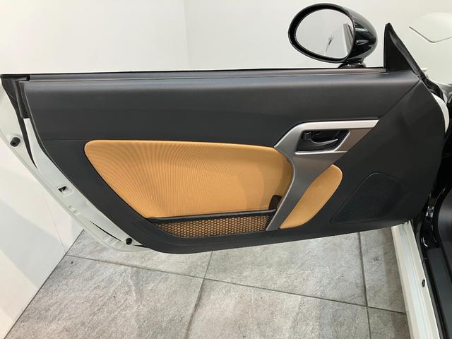 コペンセロ　フルセグナビ　バックカメラ　ドラレコ　ターボ電動オープンルーフ　フルセグナビ　ＤＶＤ再生　Ｂｌｕｅｔｏｏｔｈ　ＥＴＣ　ドライブレコーダー　シートヒーター　ＬＥＤ　オートライト　スマートキー　オートエアコン　エコアイドル　エクスプレイ仕様アルミ（滋賀県）の中古車