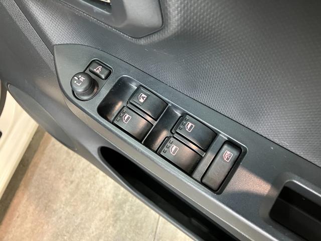 ミライースＸ　ＳＡ３フルセグナビ　ＬＥＤライト　コーナーセンサー衝突被害軽減ブレーキ　スマアシ３　コーナーセンサー　フルセグナビ　ＤＶＤ再生　Ｂｌｕｅｔｏｏｔｈ　ＵＳＢ　ＬＥＤ　電動格納式ミラー　キーレスエントリー　マニュアルレベリング　エコアイドル（滋賀県）の中古車