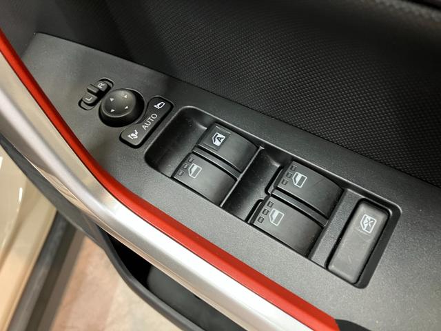 ロッキーＧ　９型フルセグナビ　バックカメラ　前後ドラレコ　車検整備付衝突被害軽減ブレーキ　コーナーセンサー　９型フルセグナビ　バックカメラ　Ｂｌｕｅｔｏｏｔｈ　ＵＳＢ　ＤＶＤ再生　前後ドラレコ　ＥＴＣ　前席シートヒーター　ＬＥＤ　レーダークルーズコントロール（滋賀県）の中古車